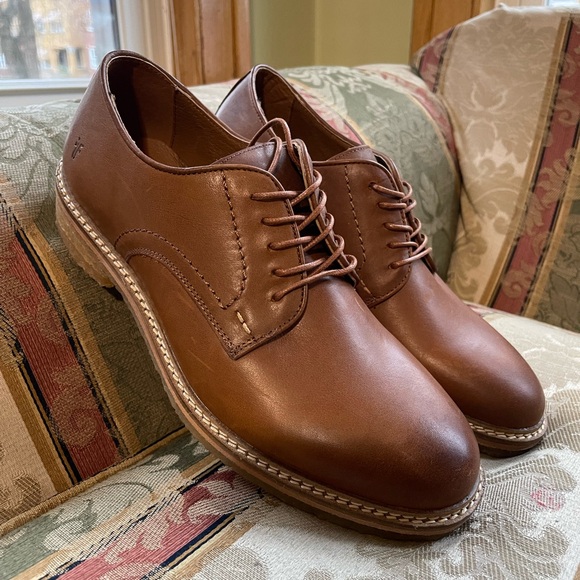 FRYE MEN CARTER OXFORD. Size 9.5 Men
N15-12 main image 4